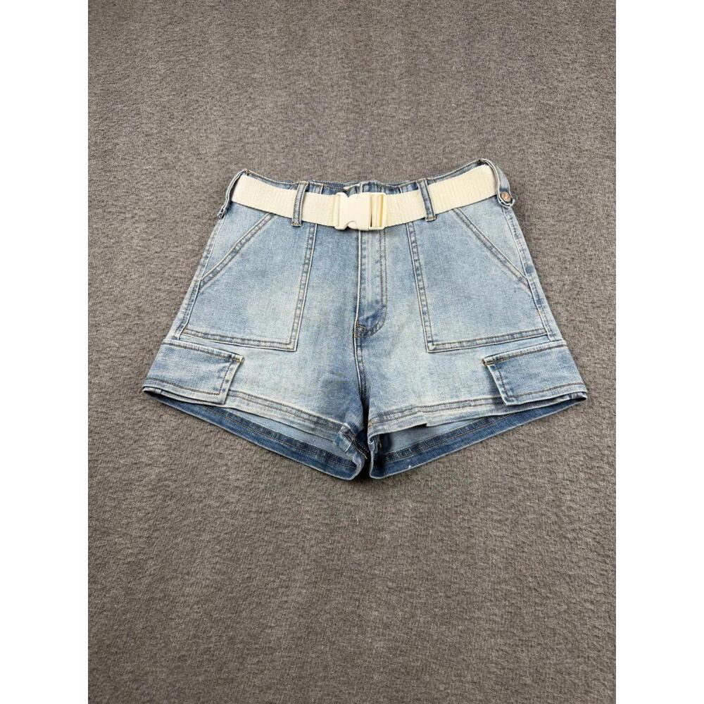 Forever 21 Light Blue Denim Shorts White Belt‎ Size 26